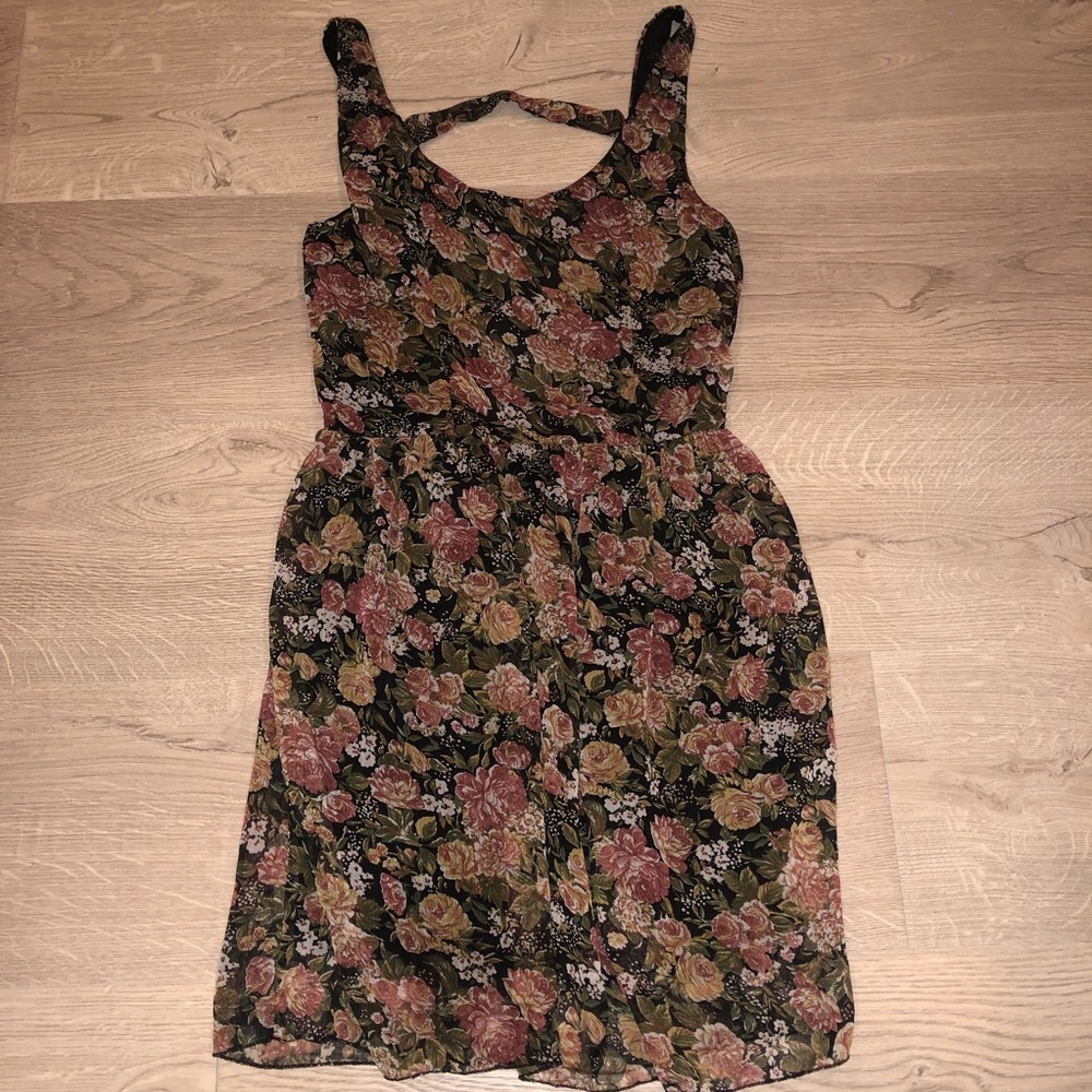 Brandy Melville Floral Dress